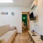 Wanderlust Experience Pad 아파트 바리