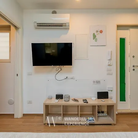 Apartment Wanderlust Experience Pad *